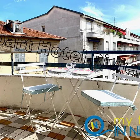 Riviera - Grimaldi: Carre D'or Balcony Near Promenade *